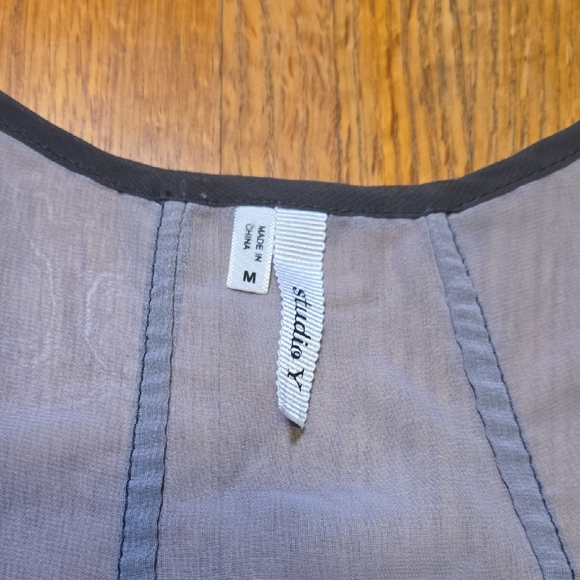 Studio Y Women Medium Gray Ombre Cut Out Round Neck Sleeveless Sheer Tank Top - Picture 2 of 6